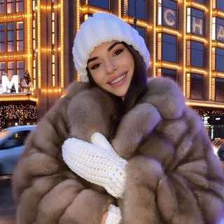 Логотип @versacemuz_7 - 🇺🇸 𝐕 𝐄 𝐑 𝐒 𝐀 𝐂 𝐄 🇺🇸