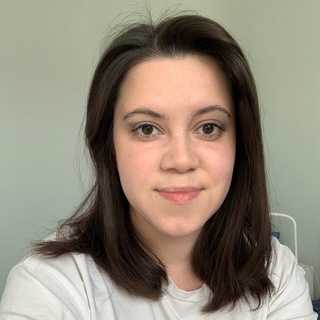 Логотип @verun_ish - Verunish: детский английский