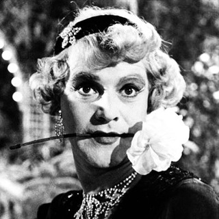 Логотип @veryoldhollywood - Старый Hollywood