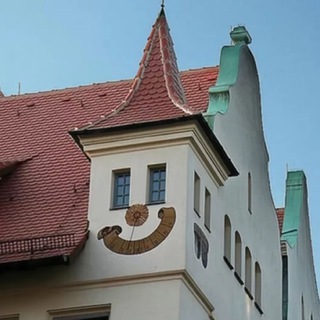 Логотип @veselymem - Фабрика мемов недвижки