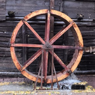 Логотип @vesti64 - Zемля Саратовская. Север