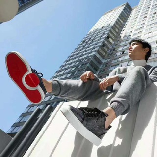 Логотип @vfshoesmen - Valentino Fendi Shoes Men