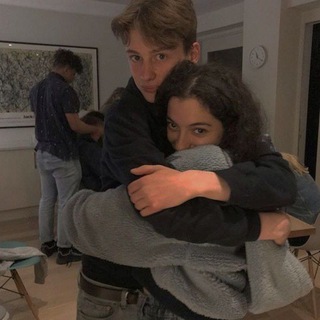 Логотип @vhuvstvahhh - Vhuvstvah