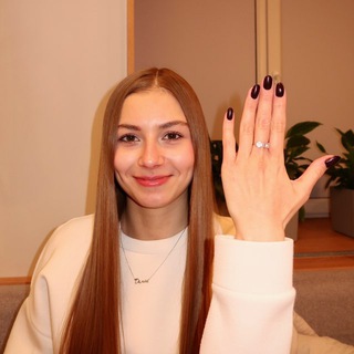 Логотип @vibabyee - Кофе с шоколадкой