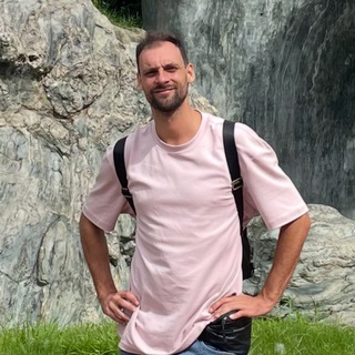 Логотип @viborniy - Антон Выборный | про AI