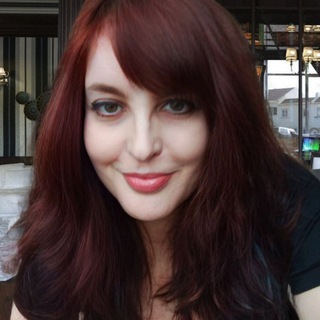 Логотип @vicky_tarot - Спросите Вику