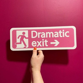 Логотип @victimofanxiety - dark paradise ♡