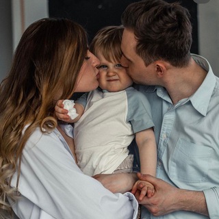 Логотип @victorianoka - Виктория Семья и дети мода