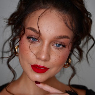 Логотип @victoriiiiiiiiii - Меркантильная Вика | v.ictoriii