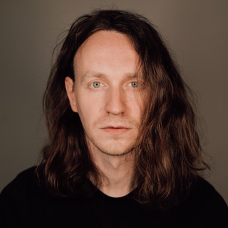 Логотип @victoruzhakov - Виктор Ужаков