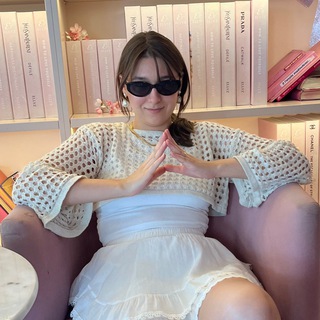 Логотип @vigranteauthor - (Не)винна письменниця 🍷