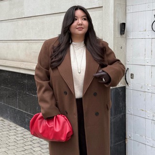 Логотип @viiviiktorii - VIVIKTORI PLUS SIZE STYLE