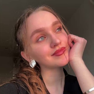 Логотип @vik_mei - vik_me