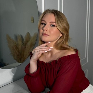 Логотип @vikaaa_mak - Вика Мак🕊️