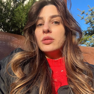 Логотип @vikadaily - Vika daily