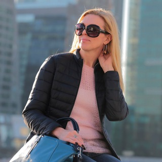 Логотип @vikentia_v - Викентия _ вязание