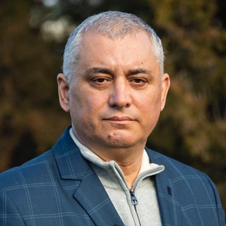 Логотип @vikherson - Вадим Ильмиев