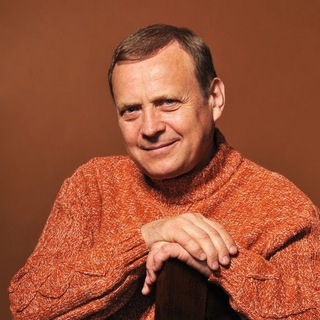 Логотип @viktorefimof - Виктор Ефимов