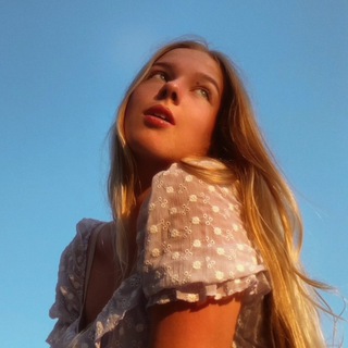 Логотип @viktoria_bitsy - Tvika_lifestyle