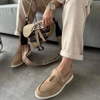 Логотип @vilaobuf - VILA ✨Женская обувь очки сумка 👟VILA