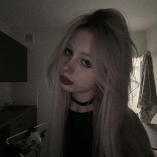 Логотип @vilkadrain - вилка в глаз