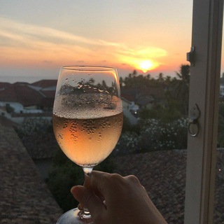 Логотип @vinovnas1 - #Невиновны - Актуальные винные события и не только