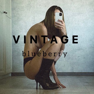 Логотип @vintageblueberry - Vintage.blueberry