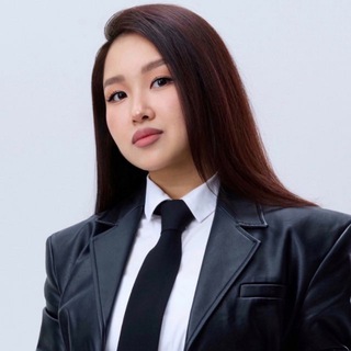 Логотип @violapyak - Viola Pyak