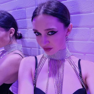 Логотип @violetta_yablokova - Violetta_Yablokova. Exotic pole dance.