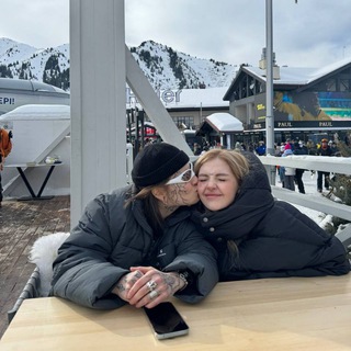 Логотип @violkaaa34 - Виларья любовь ♡