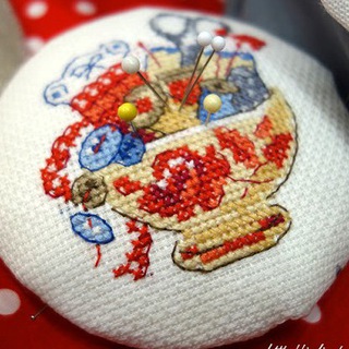 Логотип @vishivalochki - Вышивалочки