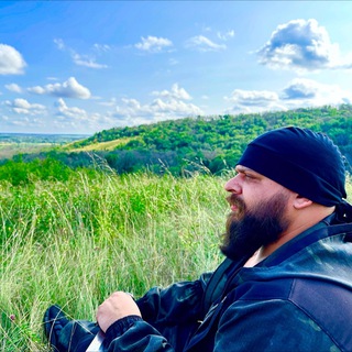 Логотип @vishivalovoo - выживалово