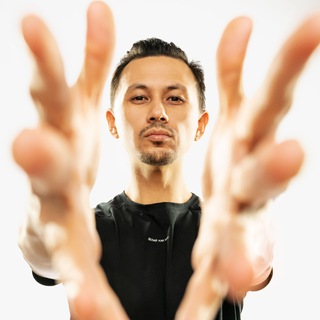 Логотип @visualterrorist - Александр Крофт