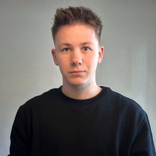 Логотип @vit98 - Виктор Майдуров 📕