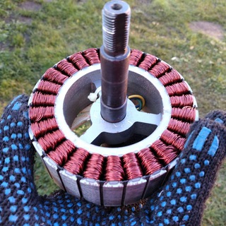 Логотип @vitalynosov - Виталий Носов 🛵