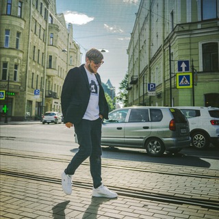 Логотип @vitrazhi_spb - Петербург Саши Горностаева