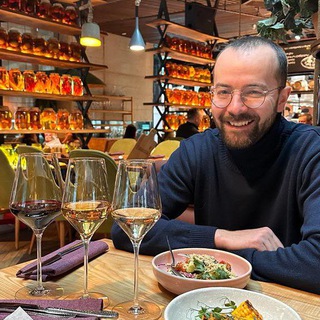 Логотип @vityawine - Вите надо выпить🍷