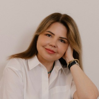 Логотип @viva_cation - Женя, забронируй!