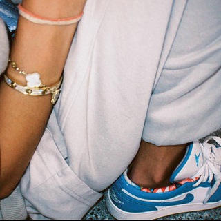 Логотип @viviviviivivivivuv - ່