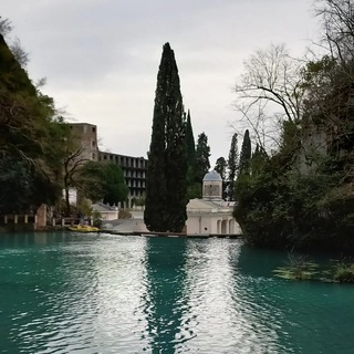 Логотип @vkaif_1 - Путешествия в кайф 👌