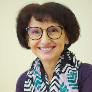 Логотип @vktpavlovaa - Воспитание обожанием_Виктория Павлова