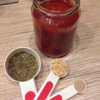 Логотип @vkusnee - Вкусности из Адыгеи