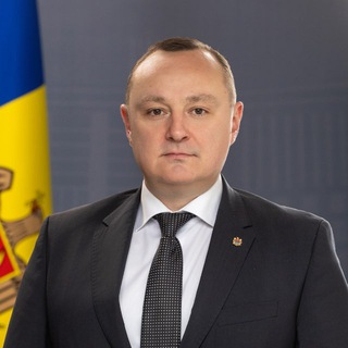 Логотип @vlad_batrincea - Vlad Batrîncea