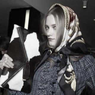 Логотип @vladapodium - Лиза Морган