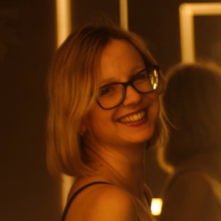 Логотип @vladarusalka - Vlada Saetova ✈️