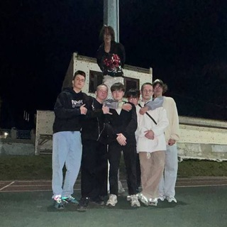 Логотип @vladeemvsemmirom - vладельцы