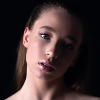 Логотип @vladislavasharonova - Vladislavasharonova_