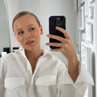 Логотип @vladlena_aksyonova - Владлена Гоц