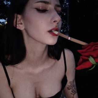 Логотип @vlevkoio - v.levko.io