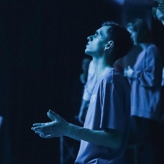 Логотип @vliyatelny - Pavlo Yakunin